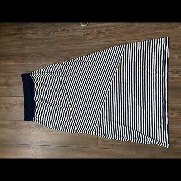 Max studio skirt - Picture 5 of 7